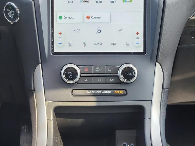 used 2022 Ford Edge car, priced at $31,978