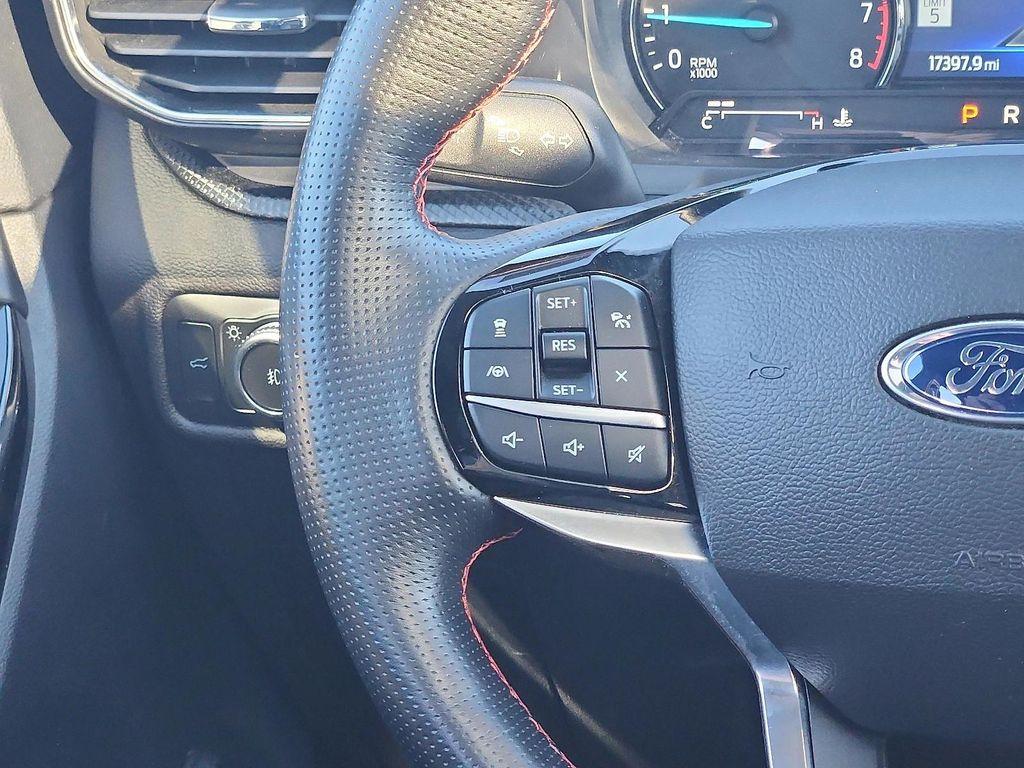 used 2022 Ford Explorer car, priced at $34,978