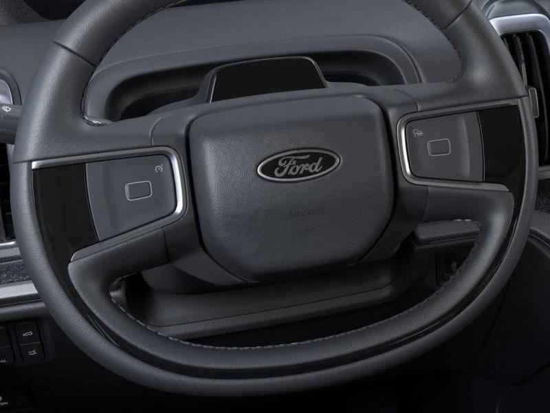 new 2025 Ford Expedition car, priced at $81,382