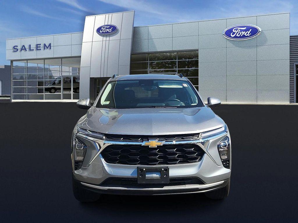 used 2025 Chevrolet Trax car, priced at $20,678