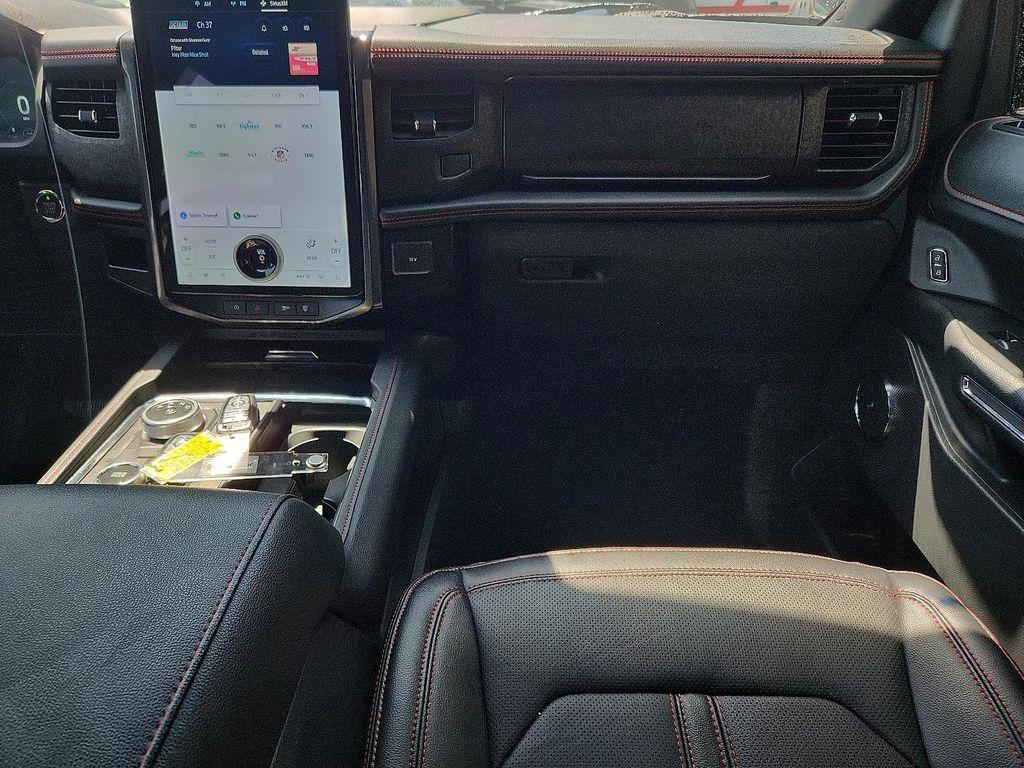 used 2024 Ford Expedition car, priced at $61,978