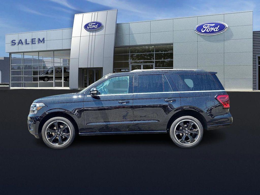 used 2024 Ford Expedition car, priced at $61,978