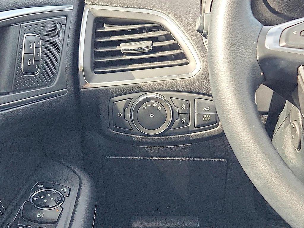 used 2022 Ford Edge car, priced at $28,978