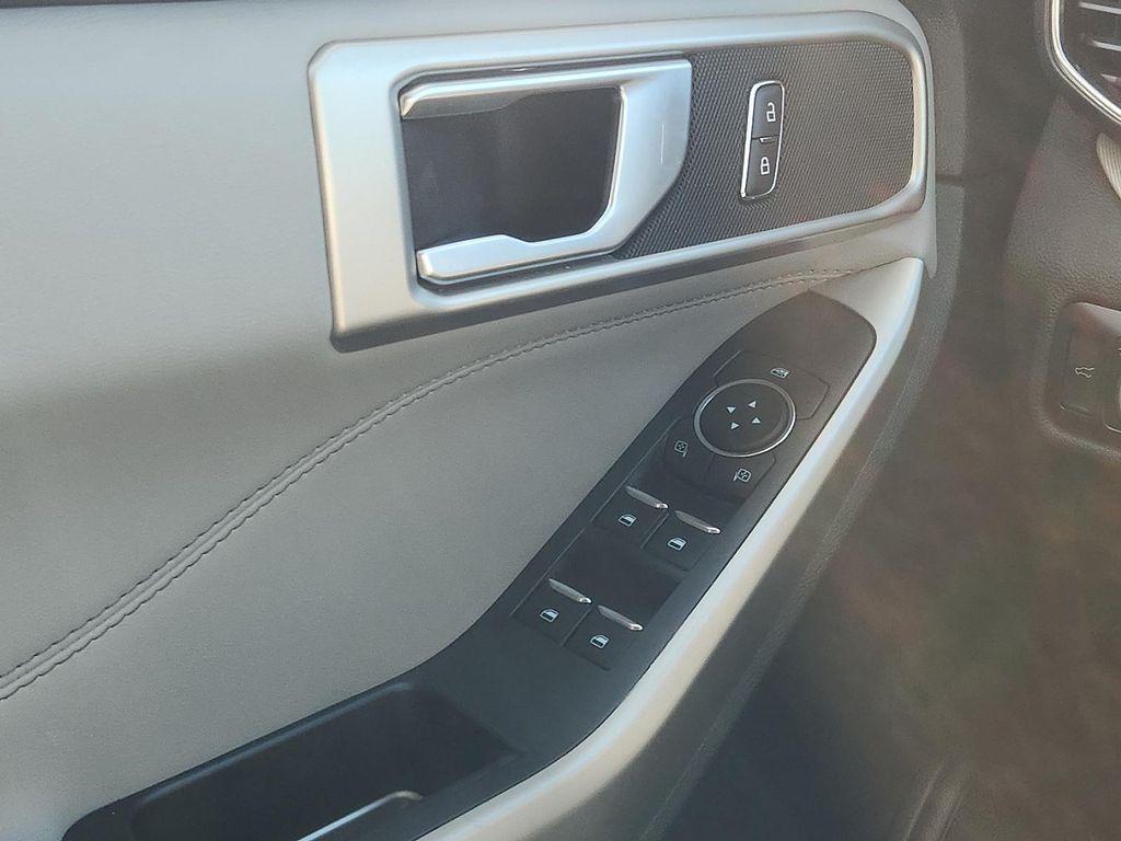 used 2023 Ford Explorer car, priced at $35,978