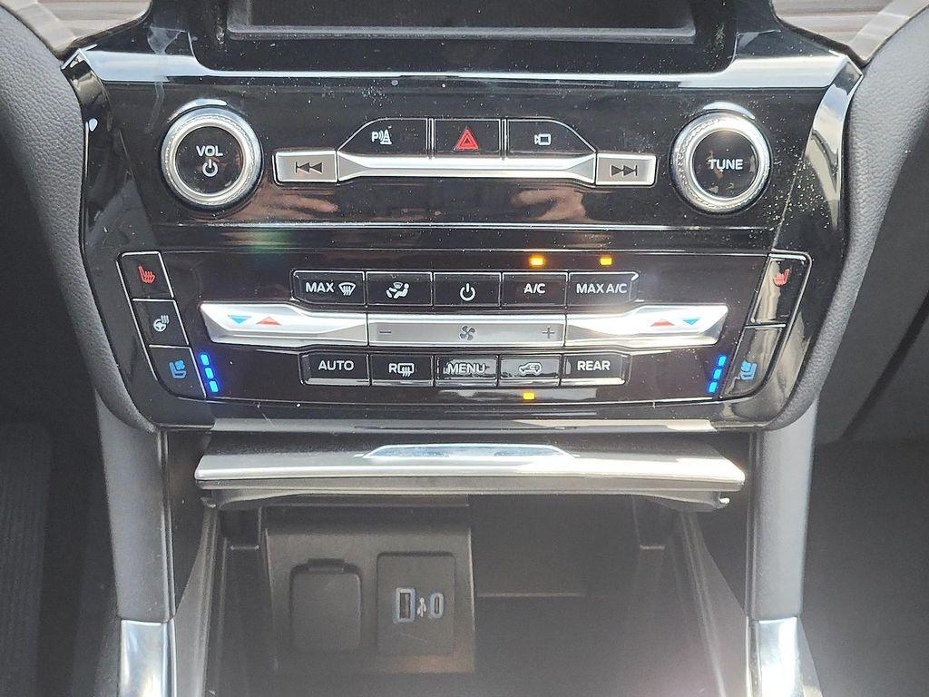 used 2022 Ford Explorer car, priced at $33,978
