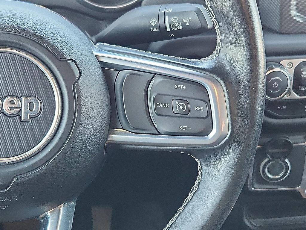 used 2021 Jeep Wrangler Unlimited car, priced at $31,378