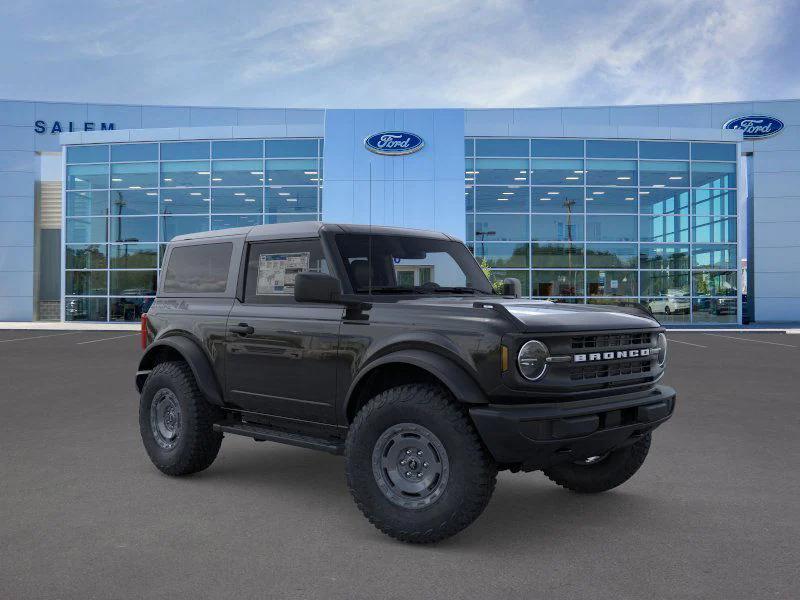 new 2025 Ford Bronco car, priced at $48,676
