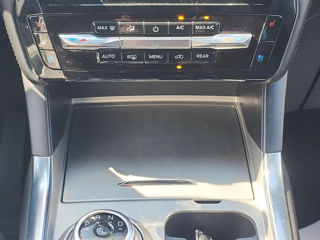 used 2022 Ford Explorer car, priced at $37,878