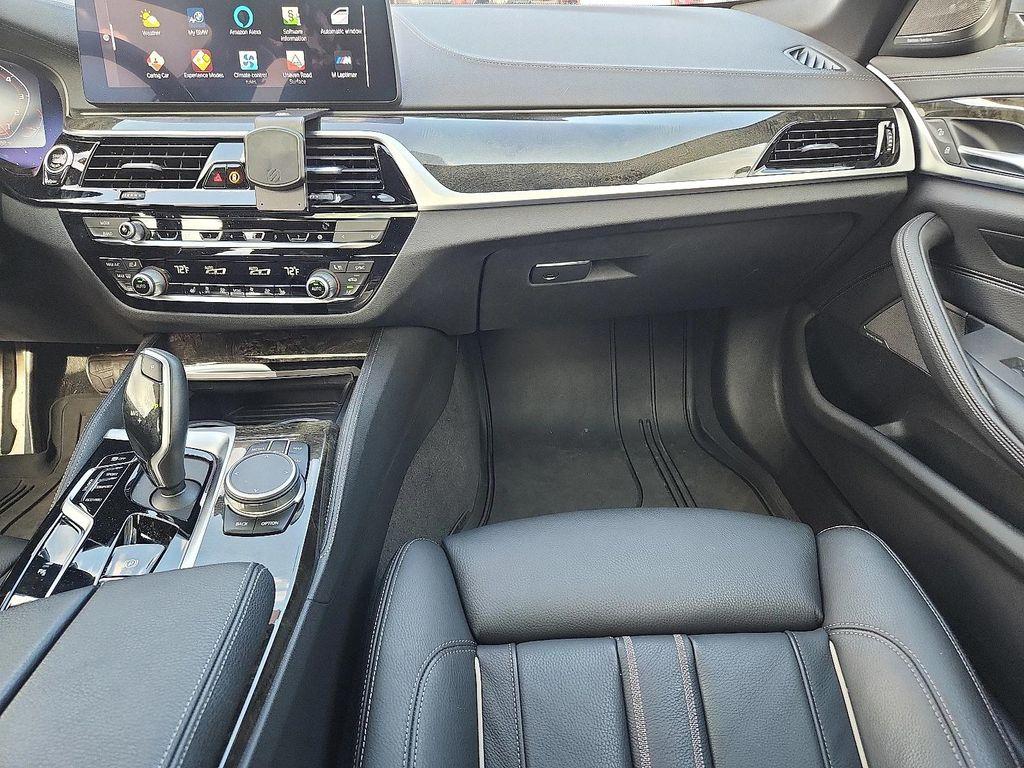used 2022 BMW M550 car, priced at $41,978