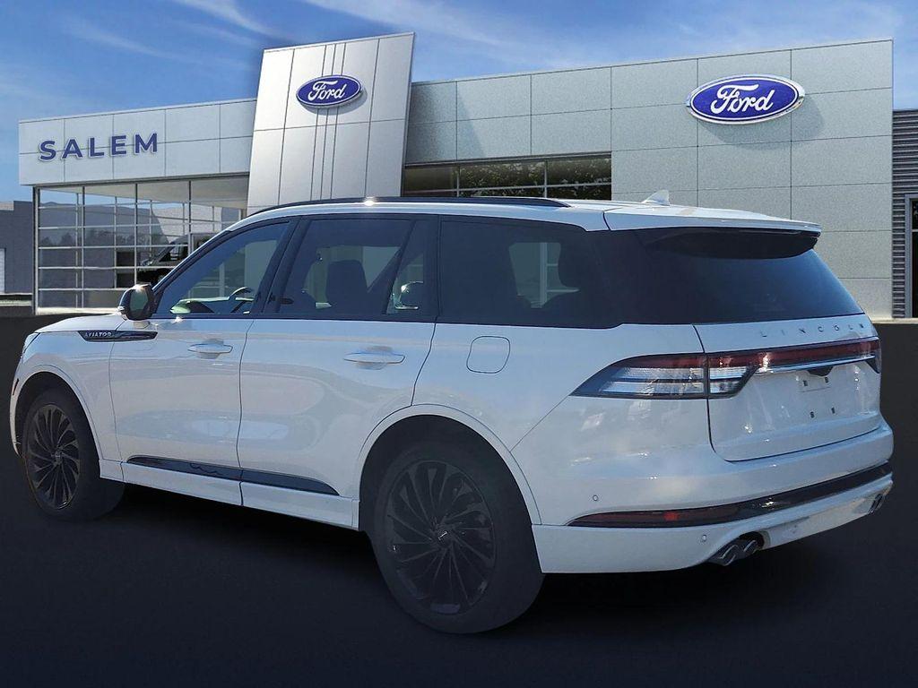 used 2023 Lincoln Aviator car, priced at $50,378