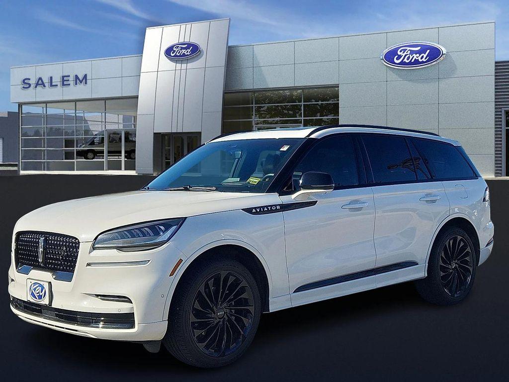 used 2023 Lincoln Aviator car, priced at $50,378