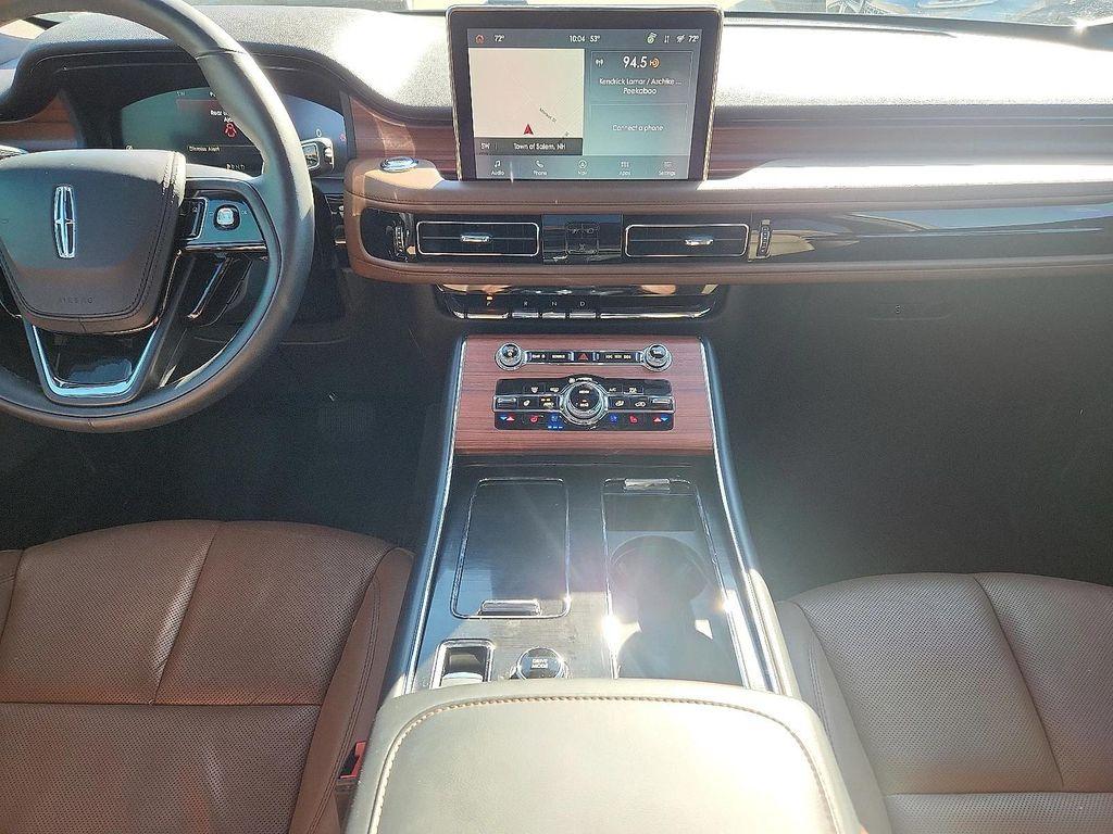 used 2023 Lincoln Aviator car, priced at $50,378