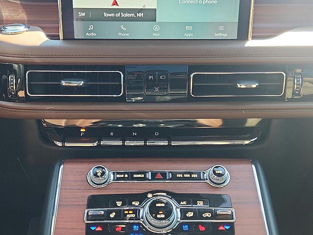 used 2023 Lincoln Aviator car, priced at $50,378