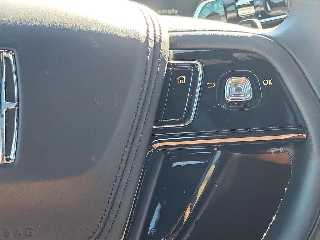 used 2023 Lincoln Aviator car, priced at $50,378