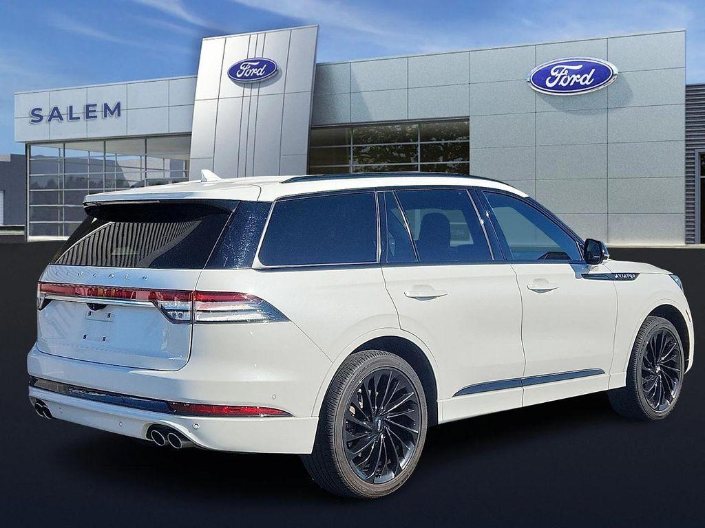 used 2023 Lincoln Aviator car, priced at $50,378