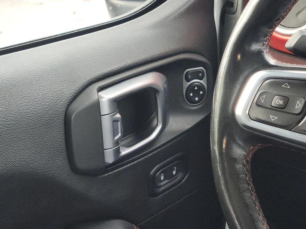 used 2020 Jeep Wrangler Unlimited car, priced at $31,478