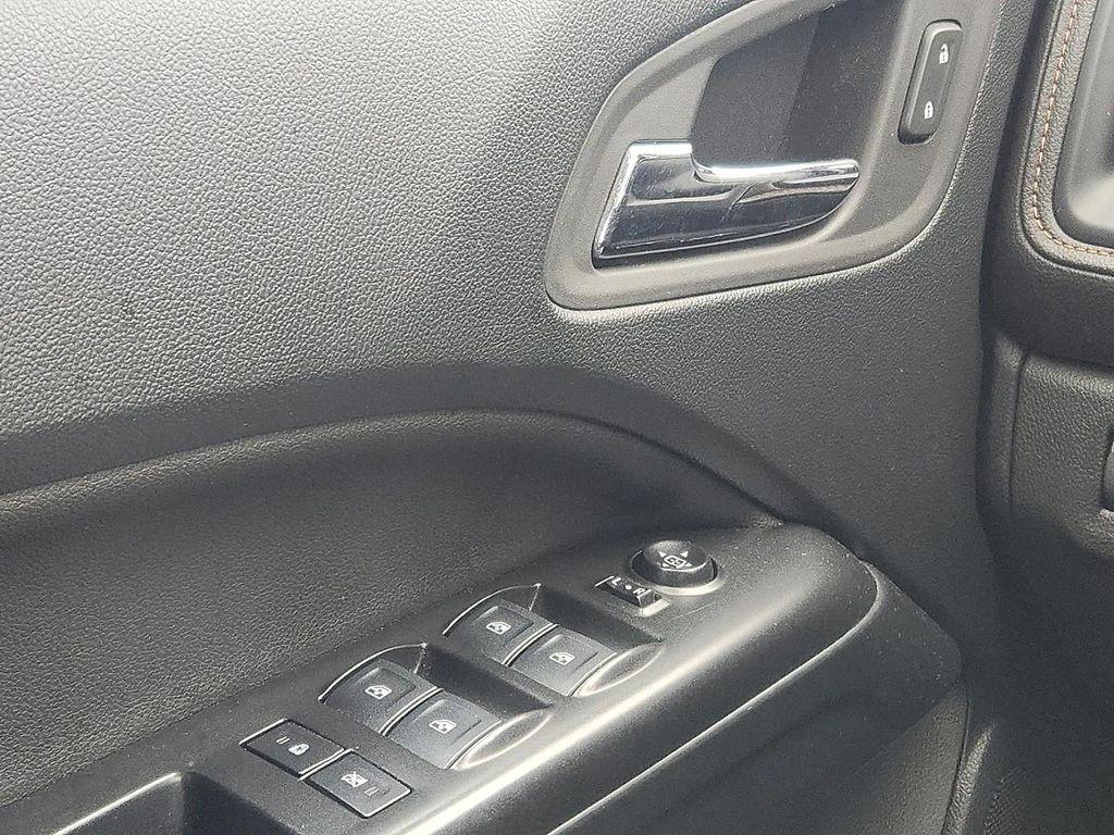 used 2022 GMC Canyon car, priced at $29,678