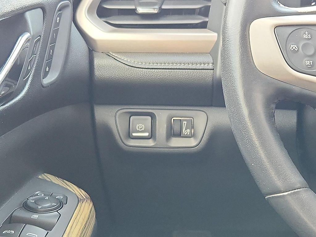 used 2018 GMC Acadia car, priced at $24,978