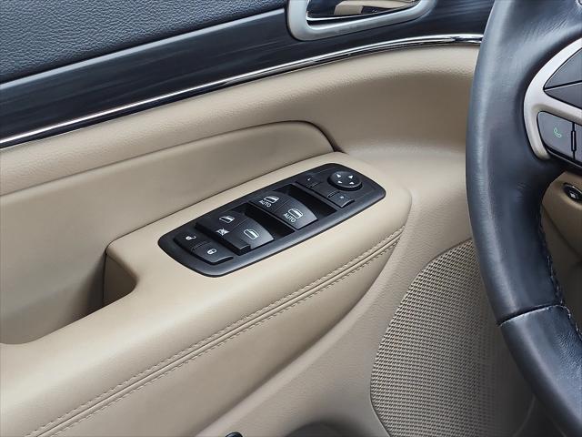 used 2021 Jeep Grand Cherokee car, priced at $29,978