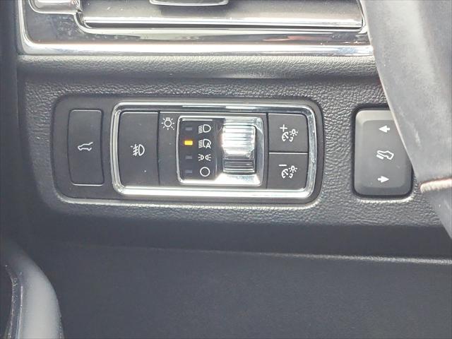 used 2023 Lincoln Navigator car, priced at $73,678