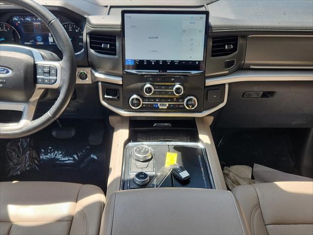 used 2024 Ford Expedition car, priced at $57,978
