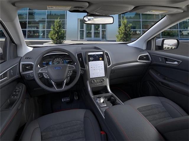 new 2024 Ford Edge car, priced at $43,897