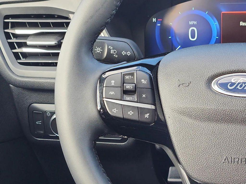 used 2022 Ford Escape car, priced at $23,978