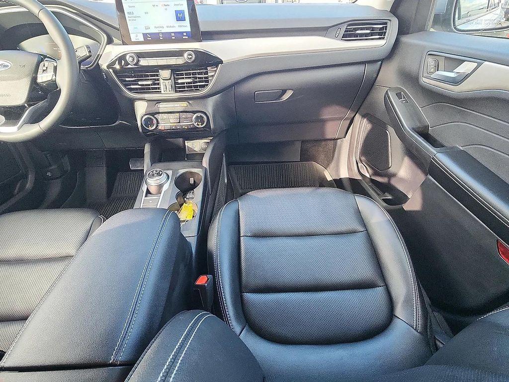 used 2022 Ford Escape car, priced at $23,978