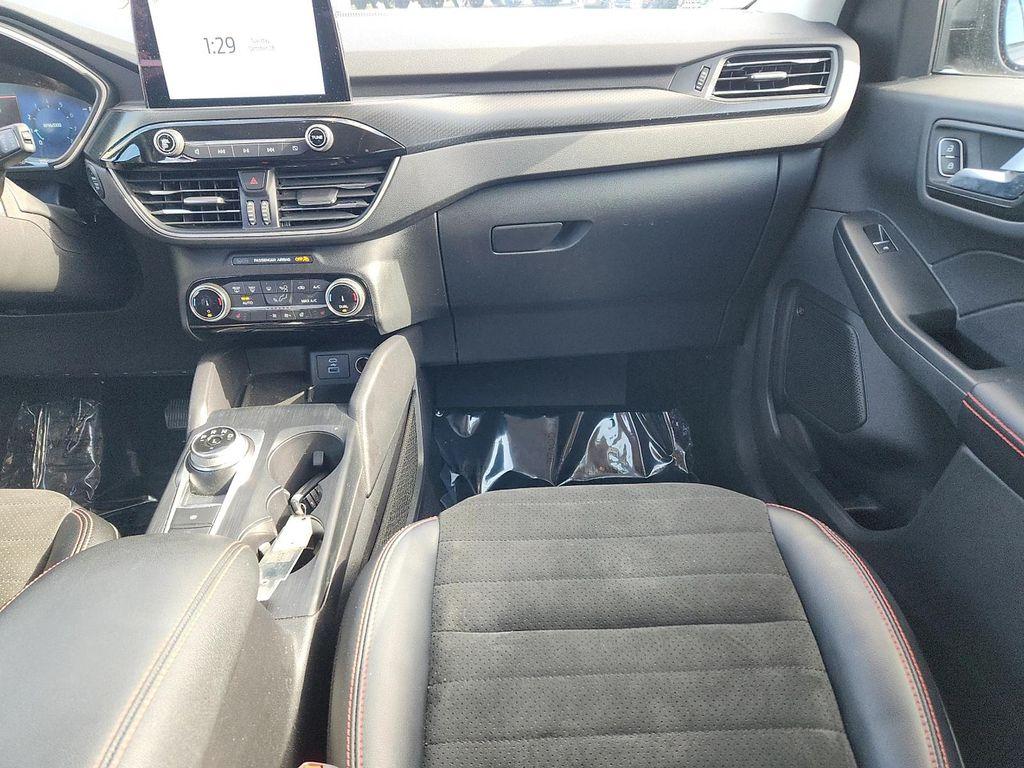 used 2022 Ford Escape car, priced at $23,878