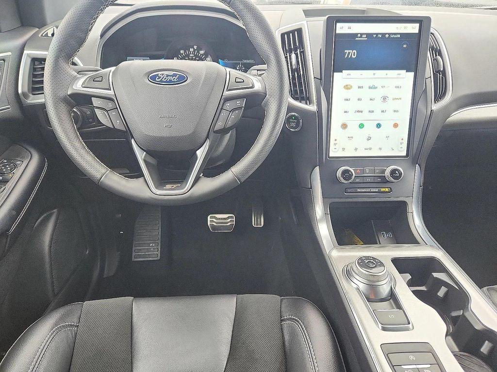 used 2024 Ford Edge car, priced at $37,978