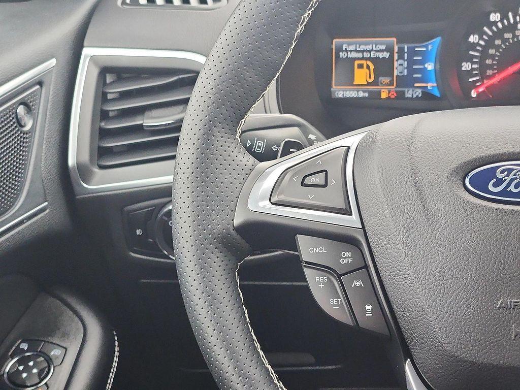 used 2024 Ford Edge car, priced at $37,978
