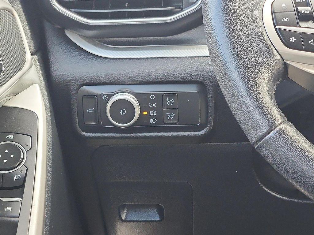 used 2022 Ford Explorer car, priced at $32,113