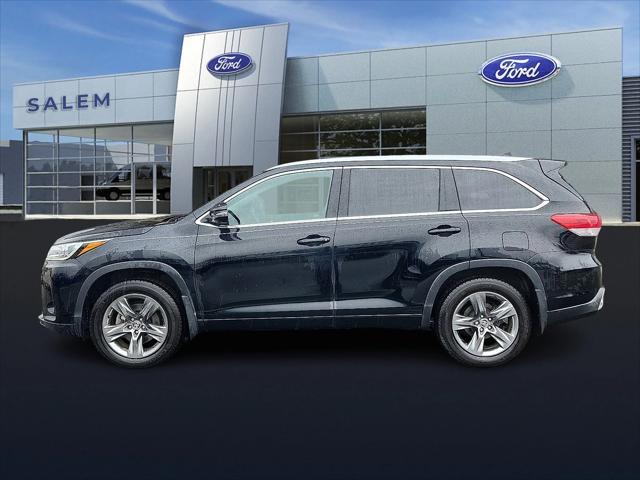 used 2018 Toyota Highlander car, priced at $26,778
