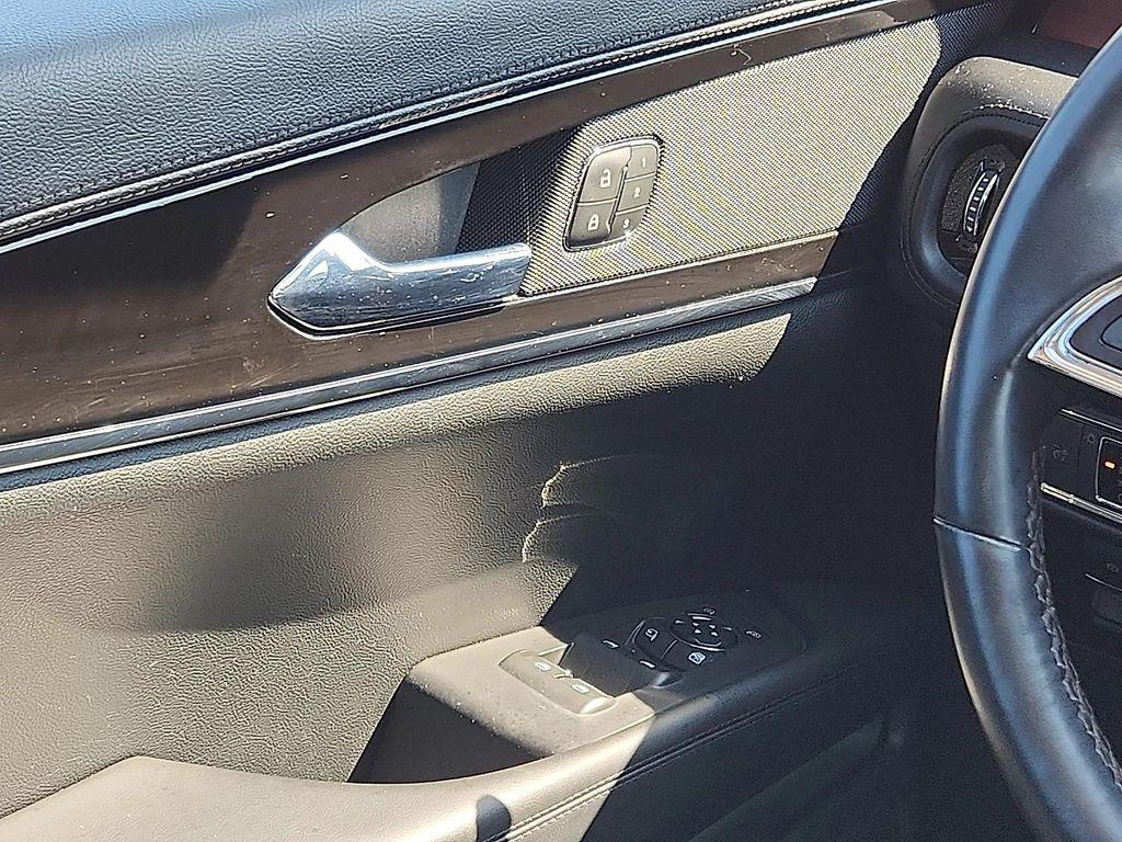 used 2022 Lincoln Nautilus car, priced at $32,499