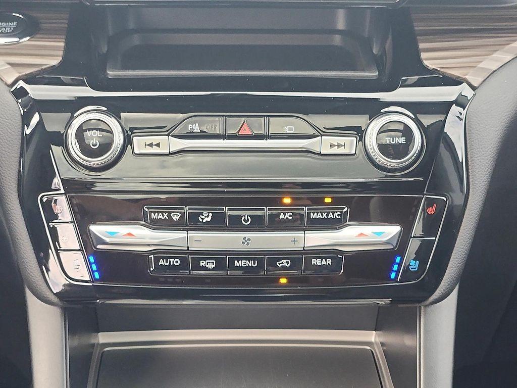 used 2022 Ford Explorer car, priced at $34,978