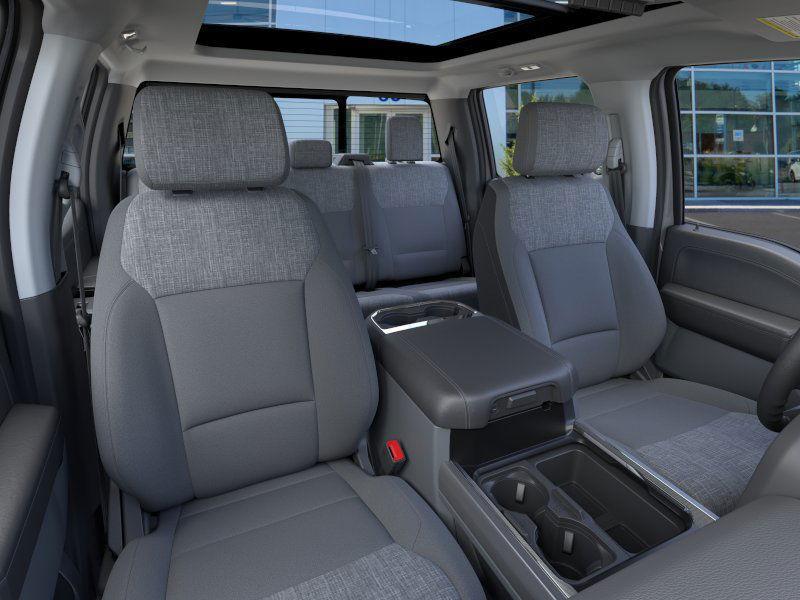 new 2025 Ford F-250 car, priced at $75,323