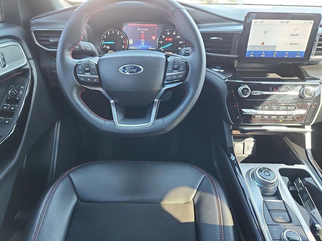 used 2023 Ford Explorer car, priced at $37,678