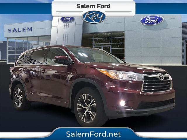 used 2016 Toyota Highlander car, priced at $18,478