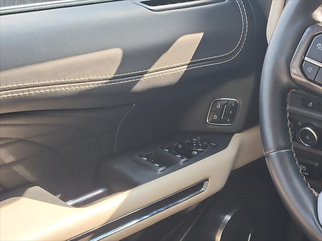 used 2023 Ford Expedition car, priced at $59,978