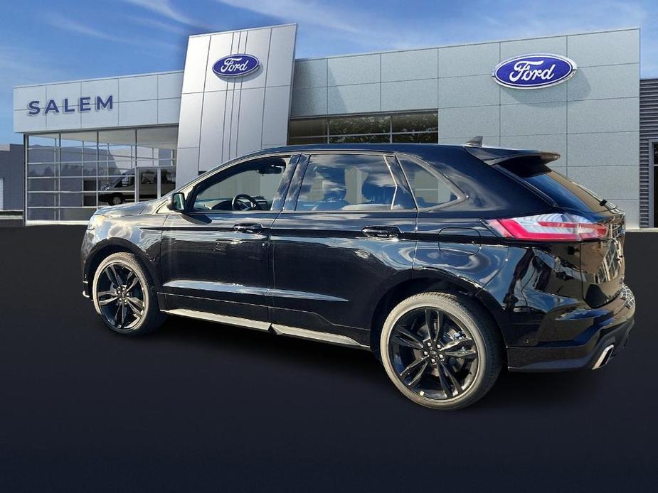 new 2024 Ford Edge car, priced at $50,627