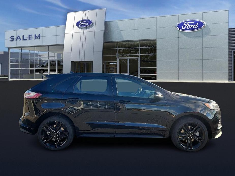 new 2024 Ford Edge car, priced at $50,627