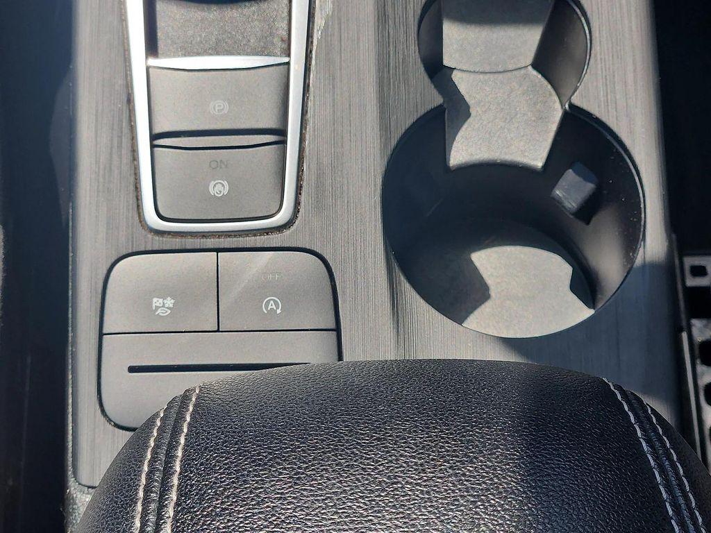 used 2022 Ford Escape car, priced at $23,678