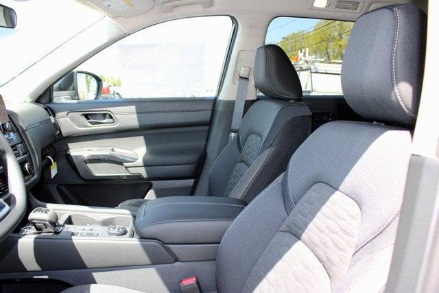 new 2025 Nissan Pathfinder car, priced at $38,104