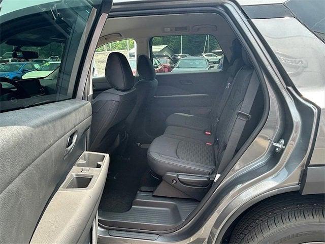 new 2025 Nissan Pathfinder car, priced at $41,368