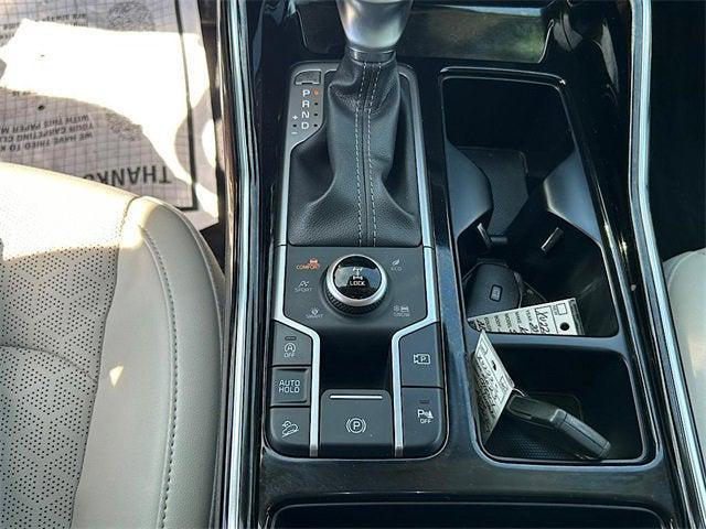 used 2022 Kia Sorento car, priced at $30,590