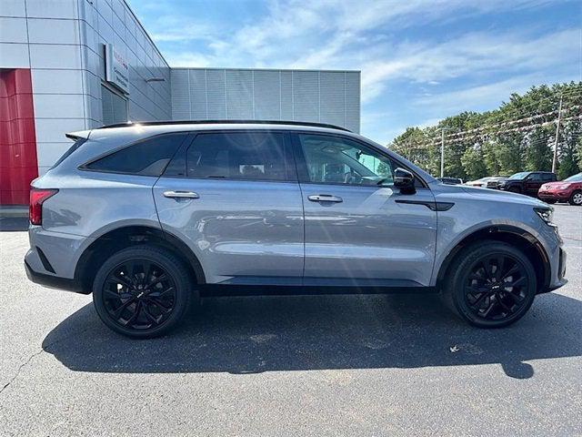 used 2022 Kia Sorento car, priced at $30,590