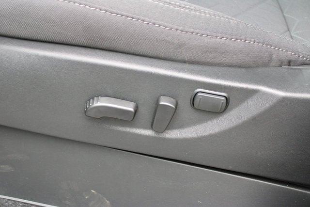 new 2025 Nissan Frontier car, priced at $41,886