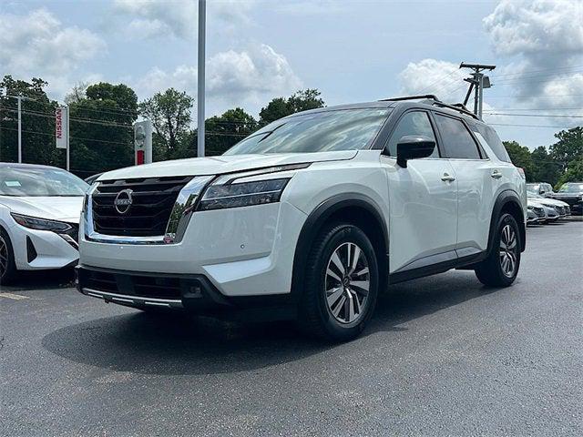used 2022 Nissan Pathfinder car, priced at $29,990