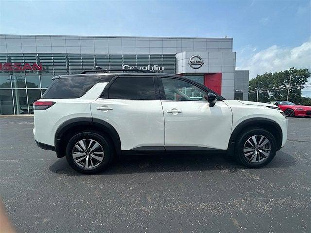 used 2022 Nissan Pathfinder car, priced at $29,990