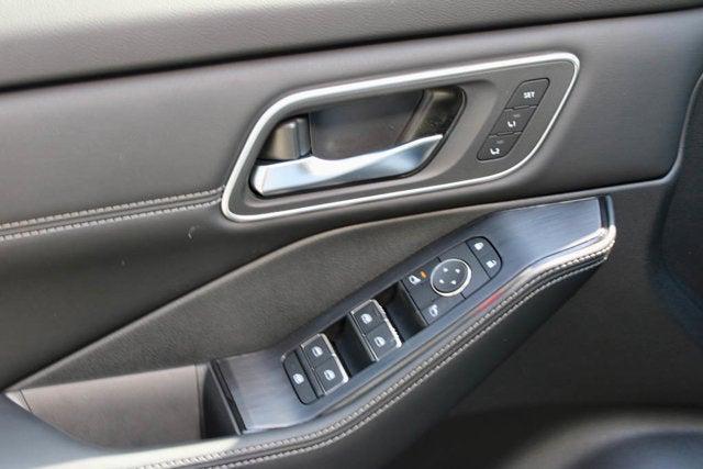 new 2025 Nissan Rogue car, priced at $44,618